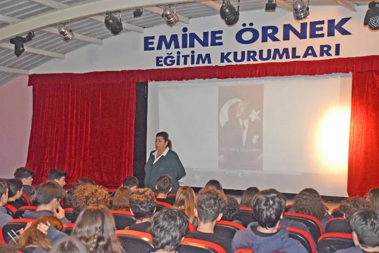Emine Örnek Kurumları’nda Atatürk'ü An(la)mak konferansı