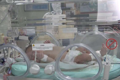Burdur’da kapı önüne bırakılan bebek taburcu oldu