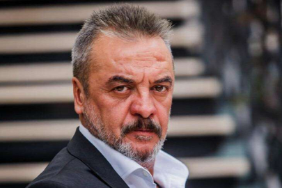 Ünlü oyuncu Mesut Akusta trafik kazası geçirdi