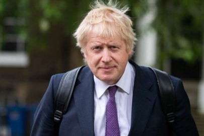 Boris Johnson: Putin beni füze saldırısıyla tehdit etti