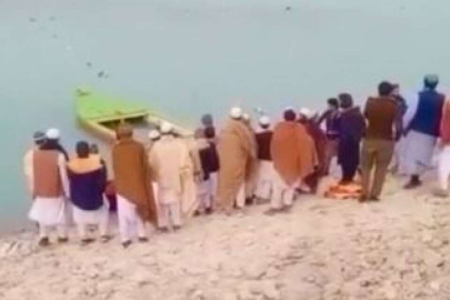 Pakistan'da bot alabora oldu: 10 çocuk hayatını kaybetti