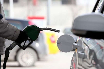 Motorine indirim LPG'ye zam geliyor