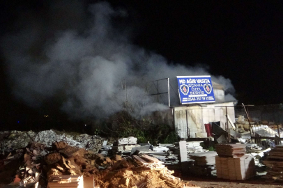 Bir gün içinde peş peşe acı: Hem babasını hem de atölyesini kaybetti