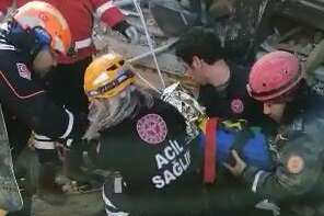 33 saat sonra gelen mucize: 14 aylık Arya ikizi Azra'ya kavuşacak