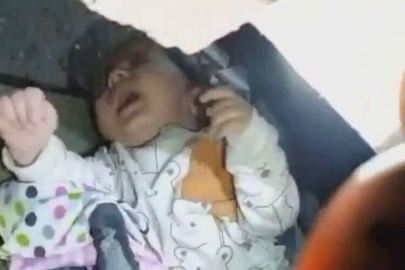 Madenciler sahada: Enkaz altındaki bebek kurtarıldı