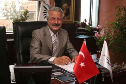 İzmir Karabağlar'ın ilk belediye başkanı Sıtkı Kürüm hayatını kaybetti