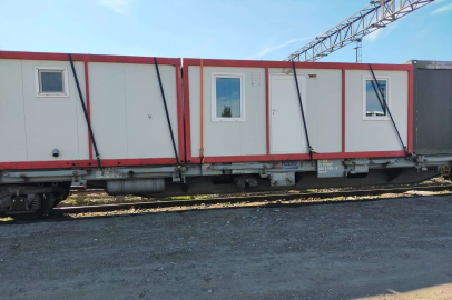 Bosna Hersek deprem bölgesine 573 yaşam konteyneri gönderdi