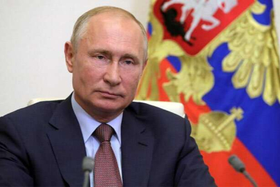 Putin: Batılı istihbaratçıların eylemlerine karşılık vermeliyiz
