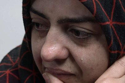 Bursa'da depremzededen ağlatan ağıt