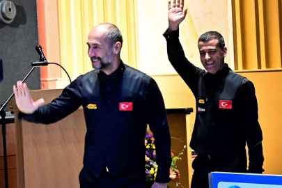 Semih Saygıner ve Tayfun Taşdemir, Dünya Bilardo Şampiyonası'na galibiyetle başladı
