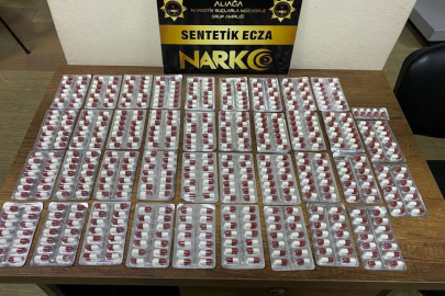 İzmir'de 530 adet sentetik hap ele geçirildi