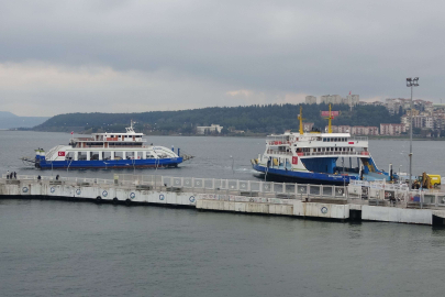 Bozcaada ve Gökçeada’ya yarınki feribot seferlerine fırtına engeli