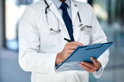 Emekli hekimlerin yeniden istihdamı için duyuru