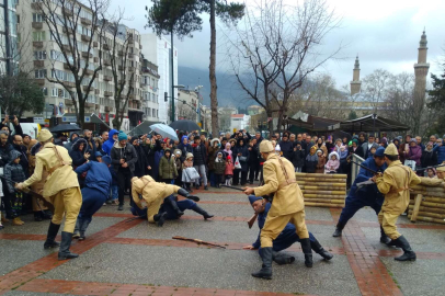 Bursa'da yağmur engel olmadı: 108 yıldır aynı gurur!