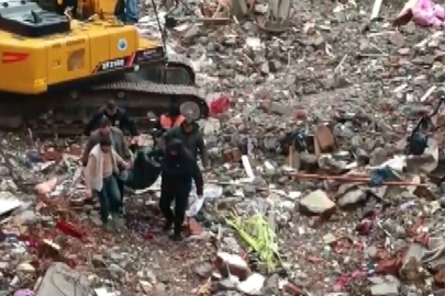 42 gün sonra enkazdan bir kişinin cansız bedeni çıkarıldı