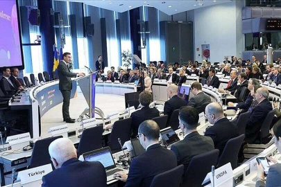 AB'den Türkiye'ye 6 milyar euro yardım taahhüdü