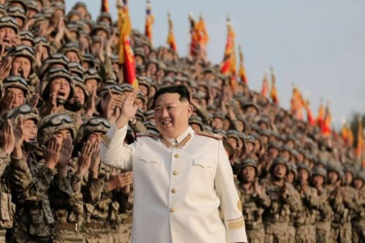 Kuzey Kore'de 1,4 milyon kişi savaşmak için orduya yazıldı