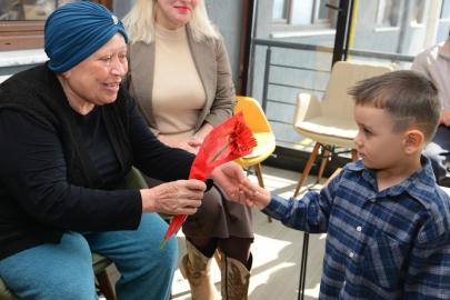 Bursa'da minik kalpler büyüklere dokundu