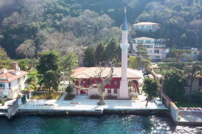 Yeniden ibadete açılmak için gün sayan Vaniköy Camii havadan görüntülendi