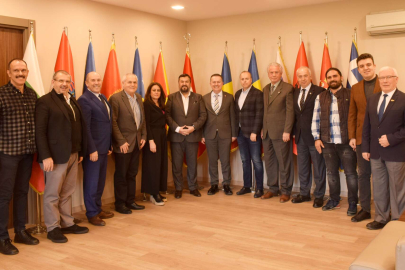CHP aday adayı Aytuğ Onur’dan BALKANTÜRKSİAD’a ziyaret