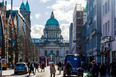Kuzey İrlanda’da terör alarmı