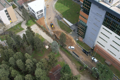 Marmara Üniversitesi kampüsünde göçük