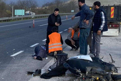 Kamyonetin çarptığı motosiklet sürücüsü hayatını kaybetti