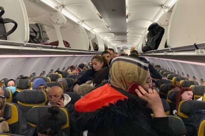 Pisti pas geçti, türbülansa girdi: Havada panik!