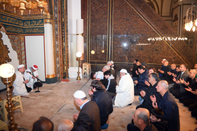 Ulucami'de 'Fetih' duası