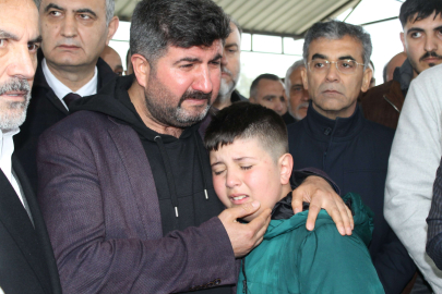 Adana'da heyelan faciasında can veren Rahime öğretmen toprağa verildi