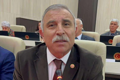 MHP’li Meclis Üyesi Faruk Kökçür: Tiktok Türkiye’de yasaklansın