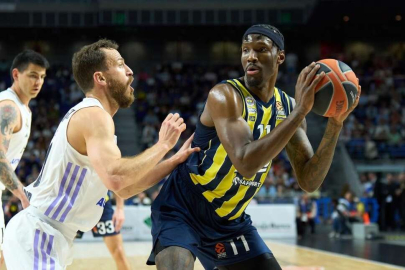 Nigel Hayes-Davis 3 sezon daha Fenerbahçe Beko’da
