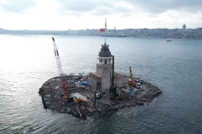 Kız Kulesi'nin çevresindeki iskeleler kaldırıldı