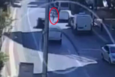 Bursa'da pide almak isterken, 400 bin liralık aracından oldu!