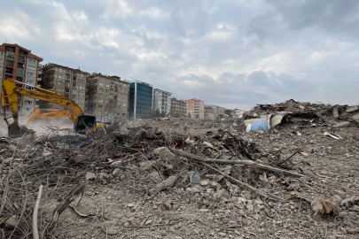 89 kişiye mezar olmuştu: Galeria Sitesi'nin müteahhidi yakalandı