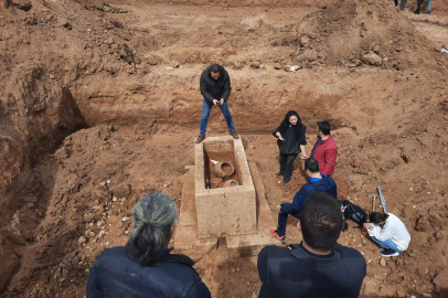 Afyonkarahisar’da bulunan Roma dönemine ait çömleklerde insan kemikleri çıktı