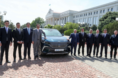 Özbekistan Cumhurbaşkanı Mirziyoyev Togg'u teslim aldı