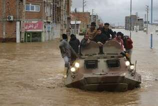 İran'da sel felaketi