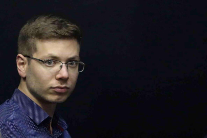 Netanyahu’dan oğluna sosyal medya yasağı