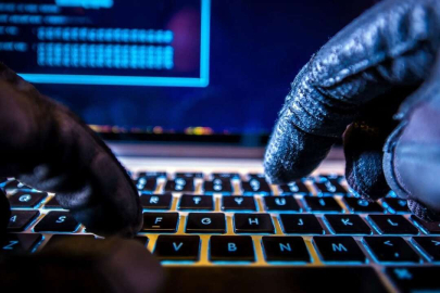 İsrail'de bankaların da aralarında bulunduğu internet sitelerine siber saldırı