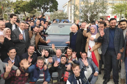 Bakan Varank'a Togg'un başkenti Gemlik'te sevgi seli