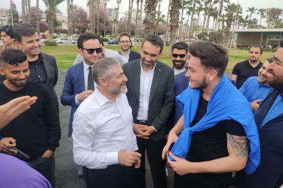 Bakan Nebati'den Togg esprisi: 'Siri'yi tanıyor musun, bu da Ayşe'