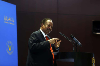 Eski Sudan Başbakanı Hamdok'tan itidal çağrısı