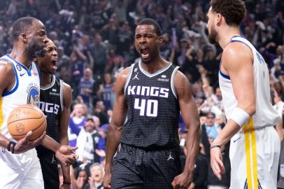 Sacramento Kings, Golden State karşısında durumu 2-0 yaptı