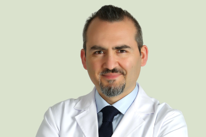 Dahiliye Uzmanı Dr. Ali Nizamoğlu uyardı: Bayramda az ve sık yemeye özen gösterilmeli