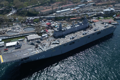 TCG Anadolu'ya ziyaretçi akını