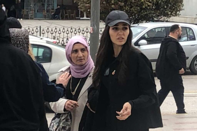 Hande Erçel'in acı günü