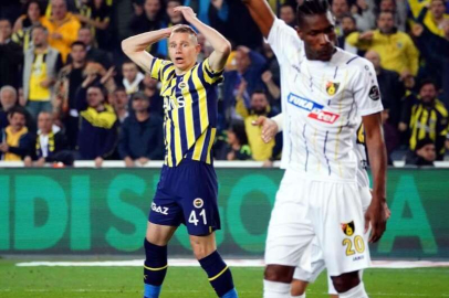 Fenerbahçe’ye Atilla Szalai’den kötü haber