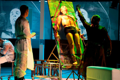 Nilüfer Belediyesi Kent Tiyatrosu’nun kapalı gişe oyunu “1984” İstanbul turnelerine başladı!