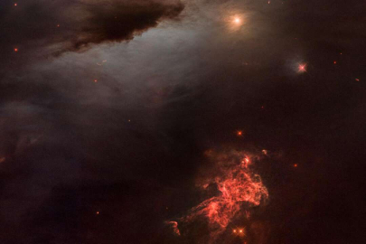 Hubble'dan yeni fotoğraf: Yıldız oluşum bölgesi görüntülendi